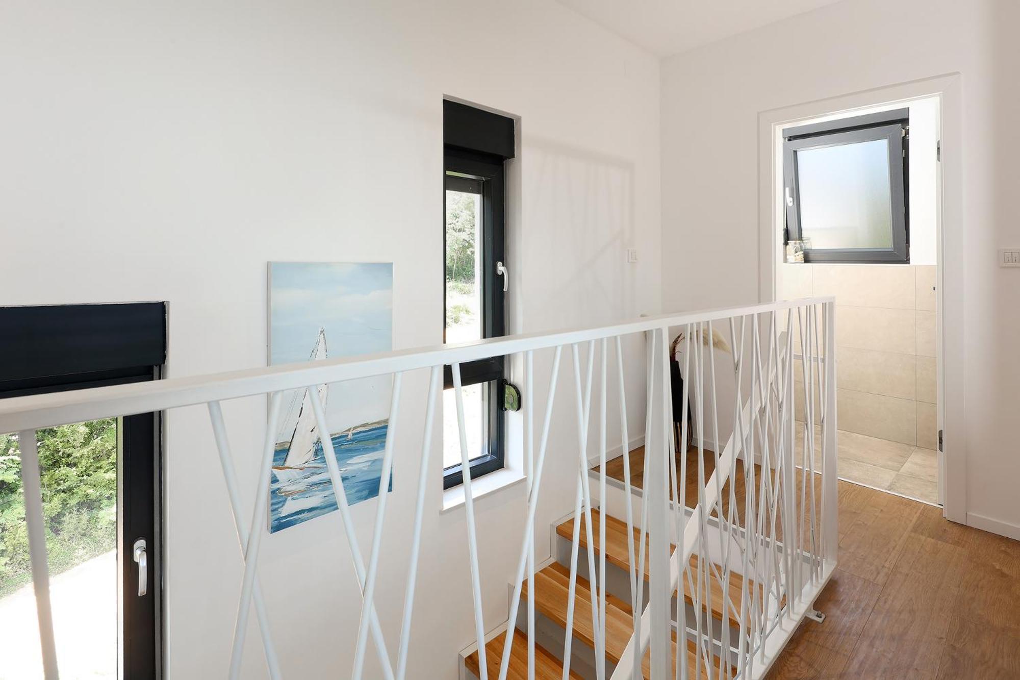 Apartment Anni-free Parking&evcharger-24h Self Check-in Opric