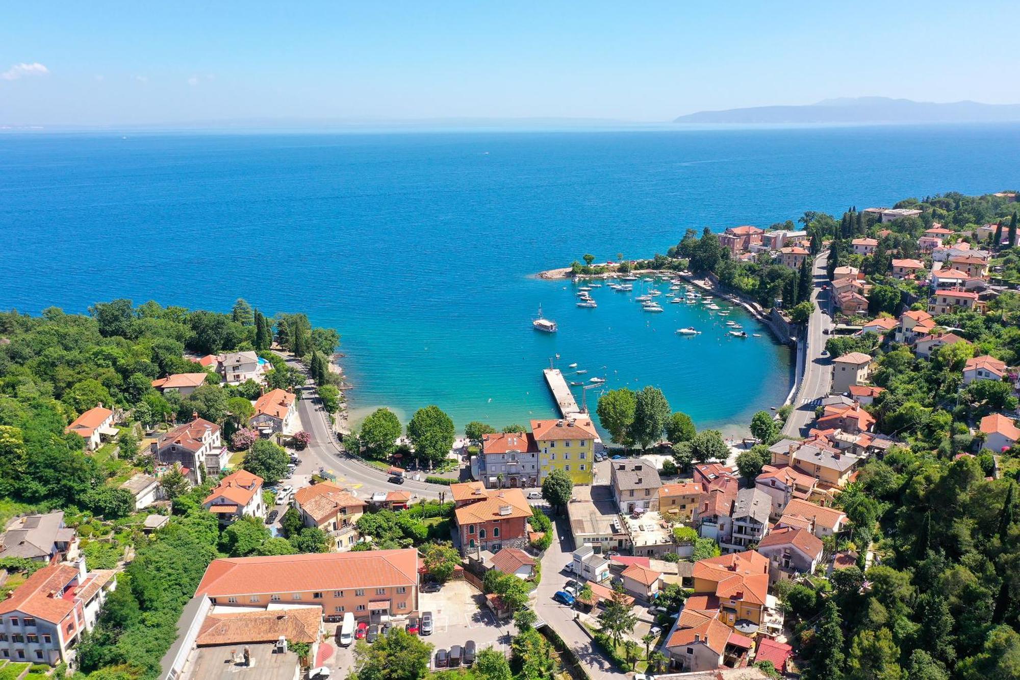 Anni-free Parking&evcharger-24h Self Check-in Apartment Opric
