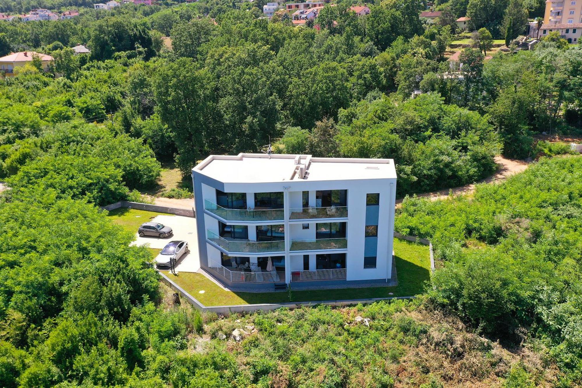 Apartment Anni-free Parking&evcharger-24h Self Check-in *